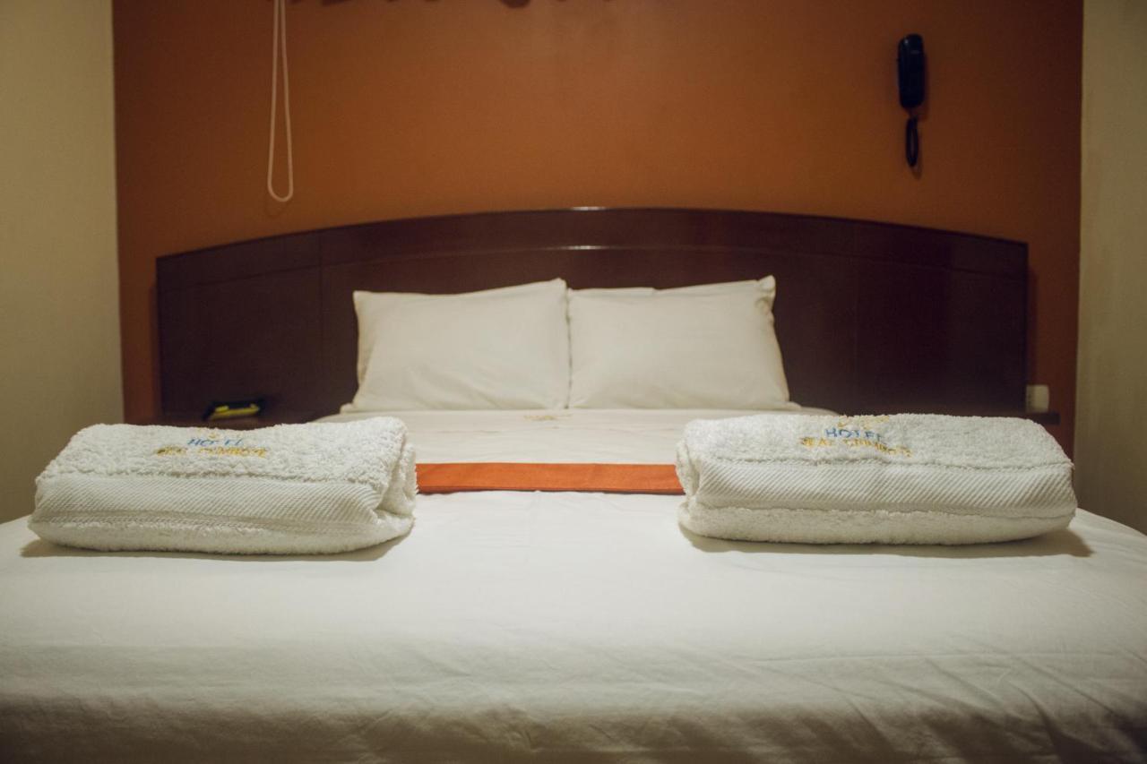 Hotel Real Чімботе Екстер'єр фото